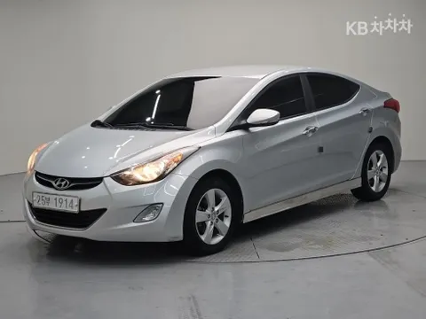 Hyundai Elantra (Avante)