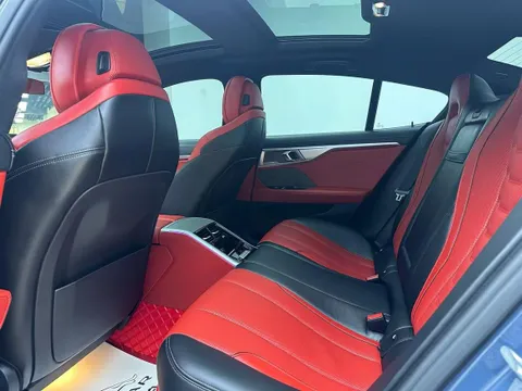 BMW 8-Series