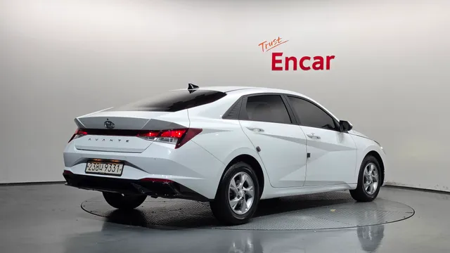 Hyundai Elantra (Avante)