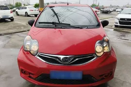 BYD F0