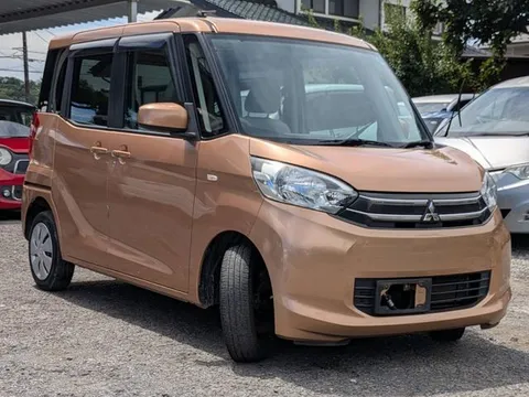 Mitsubishi eK Space