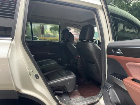 Gac GS8