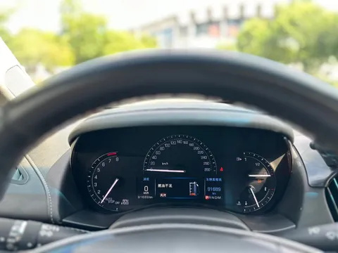 Cadillac ATS-L