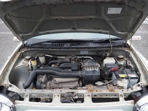 Daihatsu Mira Gino