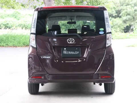 Toyota Tank