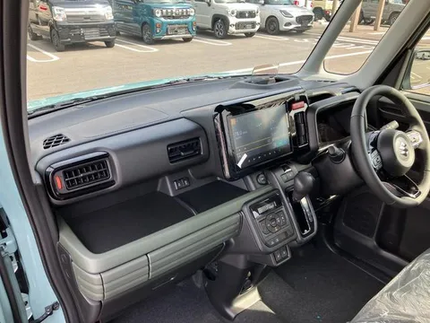 Suzuki Spacia Gear