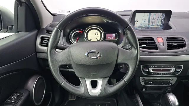 Renault SM3