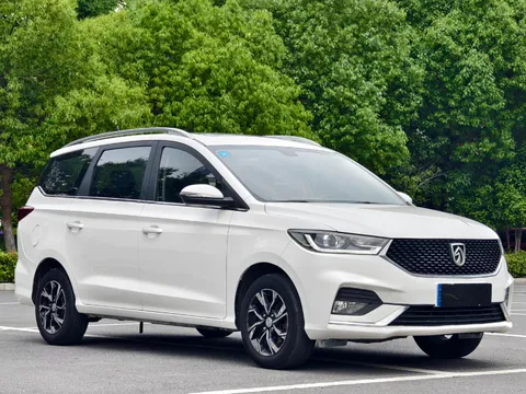 Baojun 360
