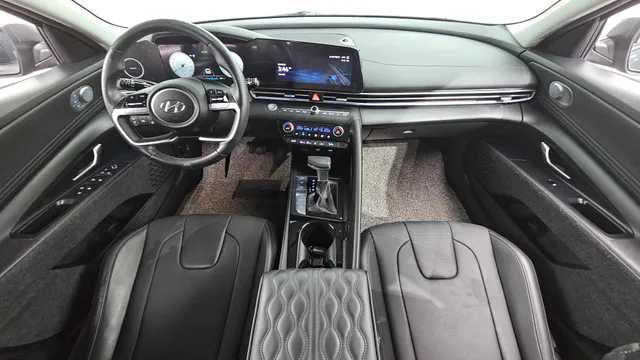 Hyundai Elantra (Avante)