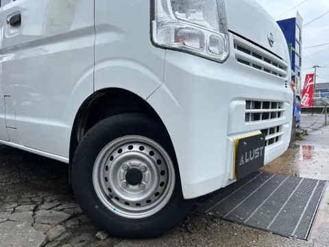 Nissan Clipper