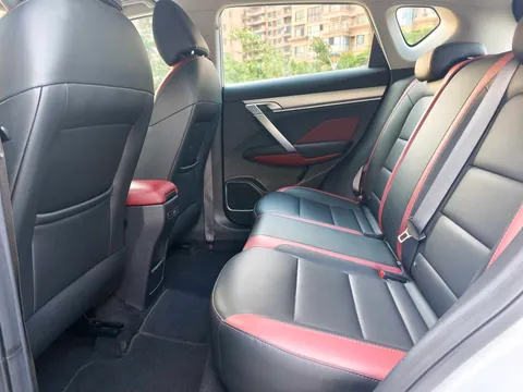 Geely Coolray (Binyue)