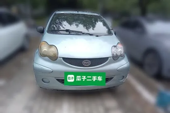 BYD F0