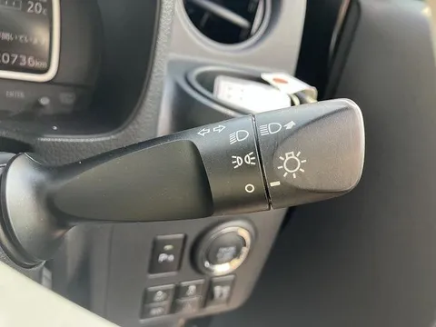 Daihatsu Mira Tocot