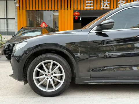 Alfa Romeo Stelvio