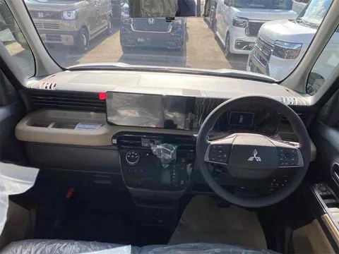 Mitsubishi Delica Mini