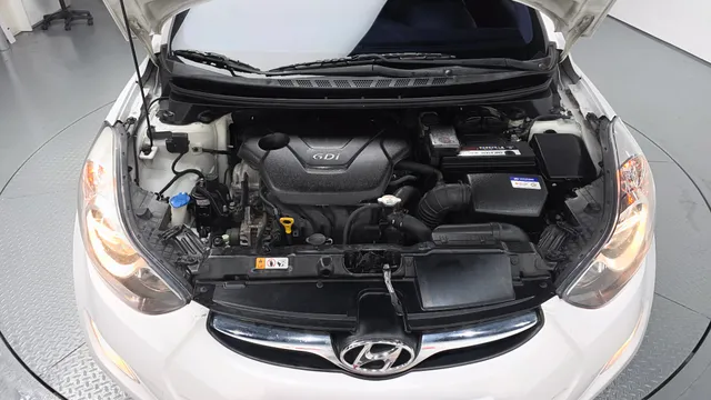 Hyundai Elantra (Avante)