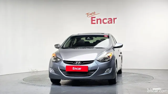 Hyundai Elantra (Avante)