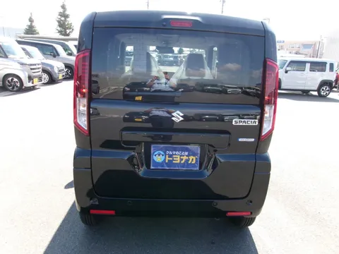 Suzuki Spacia