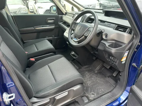 Honda Freed Plus