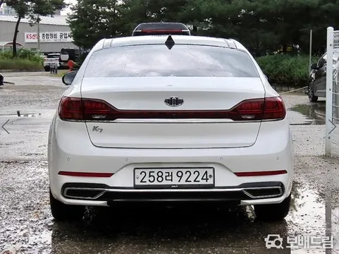 Kia K7