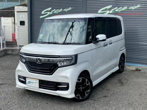 Honda N-BOX Custom