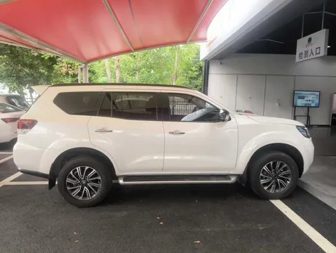 Nissan Terra