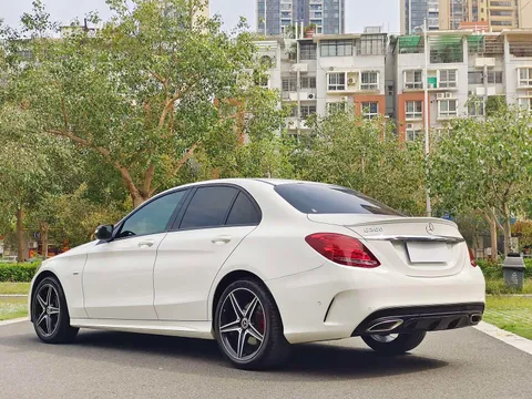 Mercedes-Benz C-Class