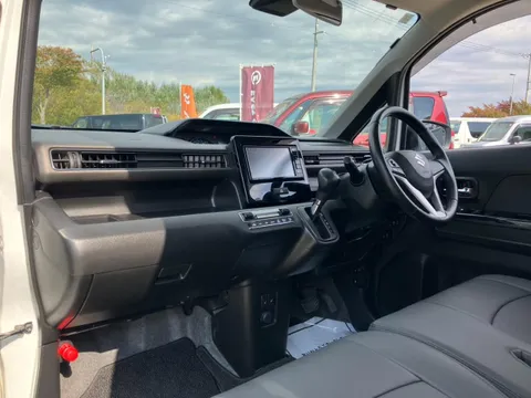Suzuki Wagon R Stingray