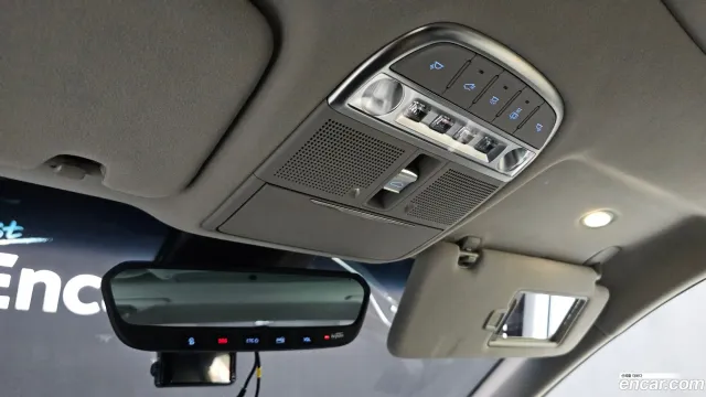Genesis G90 (EQ900)