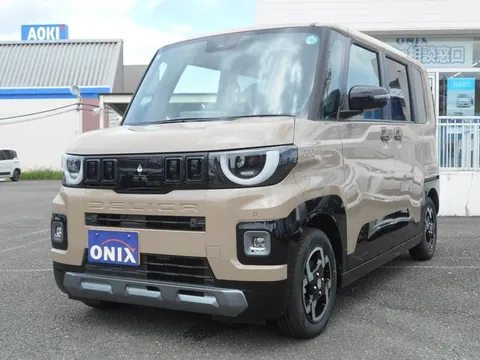 Mitsubishi Delica Mini