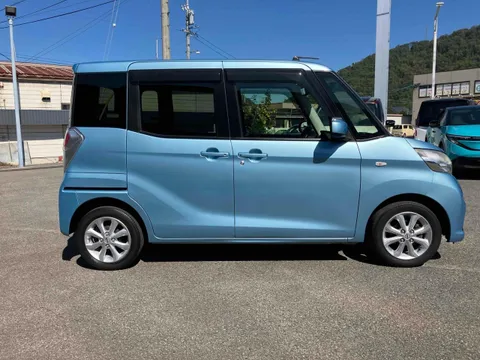 Nissan Dayz Roox