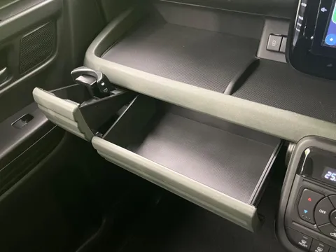 Suzuki Spacia Gear