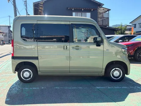 Honda N-VAN Plus Style