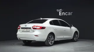 Renault SM3