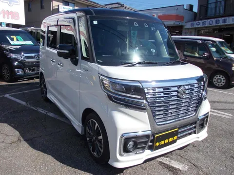 Suzuki Spacia Custom