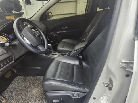Renault SM3