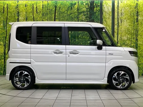 Suzuki Spacia Custom