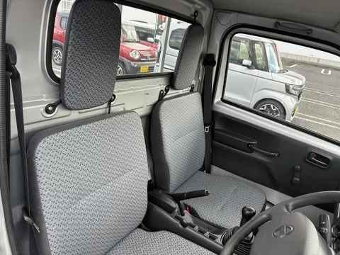 Nissan Clipper Truck