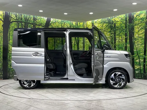 Suzuki Spacia Custom