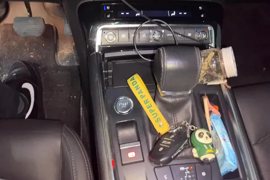 Citroen C6