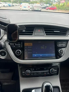 Geely Emgrand GS