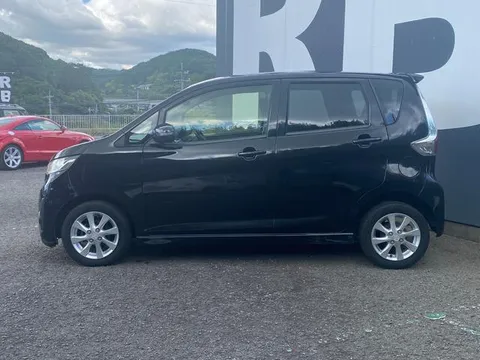 Mitsubishi eK Custom