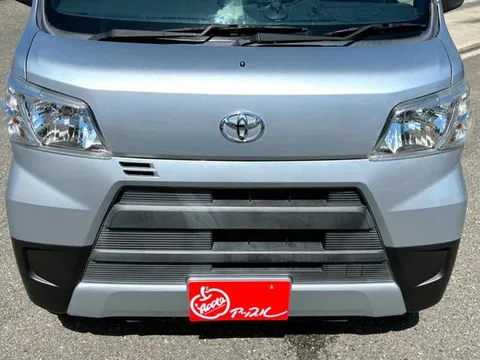 Toyota Pixis Van