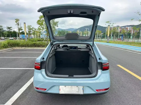 Baojun RC-5