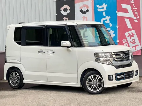 Honda N-BOX Custom