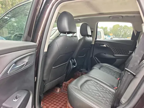Borgward BX7