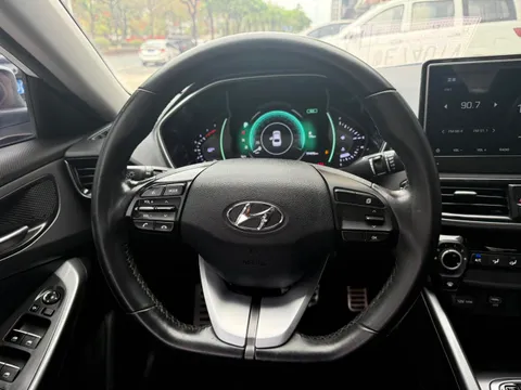 Hyundai Festa