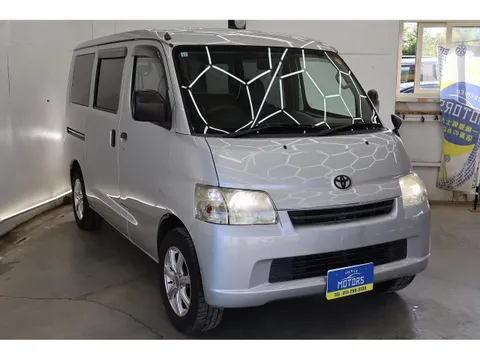 Toyota TownAce Van