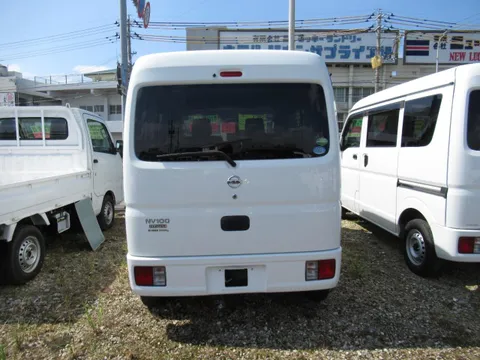Nissan Clipper