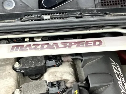 Mazda MX-5 (Roadster)